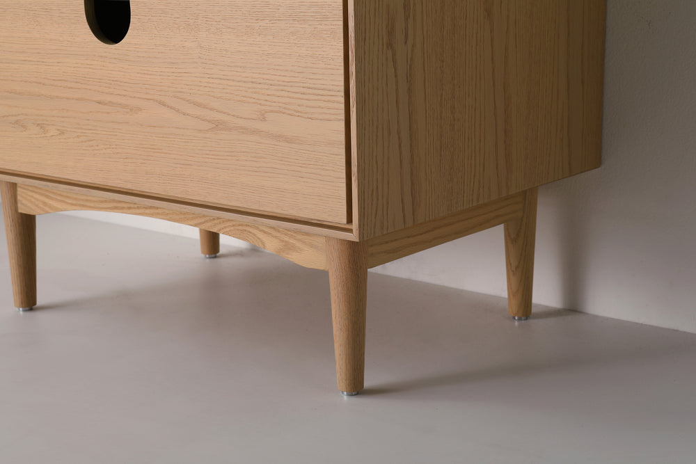 PORTREE 30” WHITEWASH OAK MID-CENTURY FREESTANDING BATHROOM VANITY