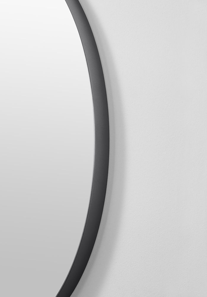 Mirror Shell 30-inch Matte Black